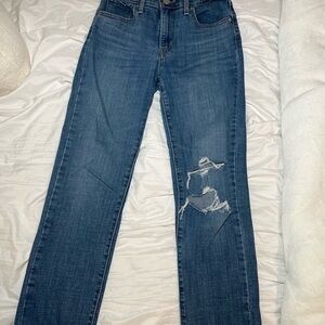 Blue Levi’s Distressed Women's Jeans